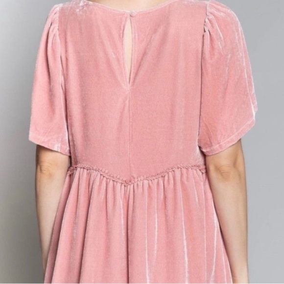 POL Pink Crushed Velvet Short Sleeve Top - Picture 4 of 5